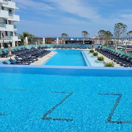 Caro In Infinity Pool & דירה *