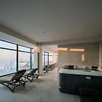 Caro In Infinity Pool & 公寓