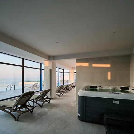 Caro In Infinity Pool & Appartamento