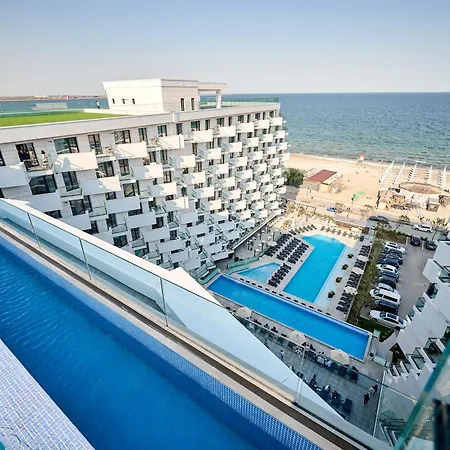Caro - Infinity Pool & Apartment