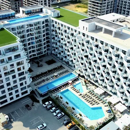 Caro - Infinity Pool & Apartment