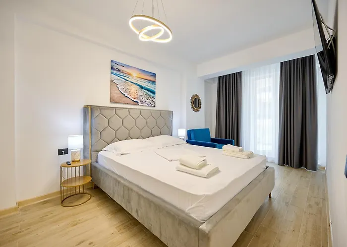 Caro - Infinity Pool & Apartment Năvodari