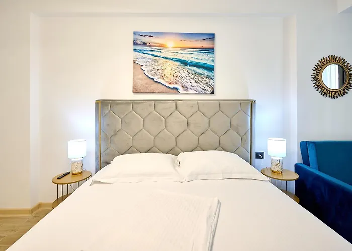 Apartment Caro - Infinity Pool &